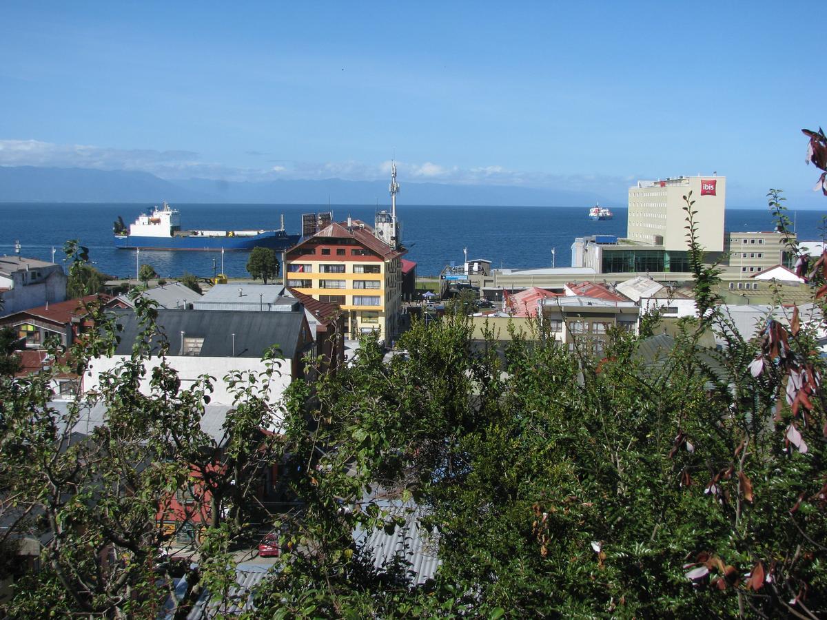 Portal Austral Bed and Breakfast Puerto Montt Esterno foto